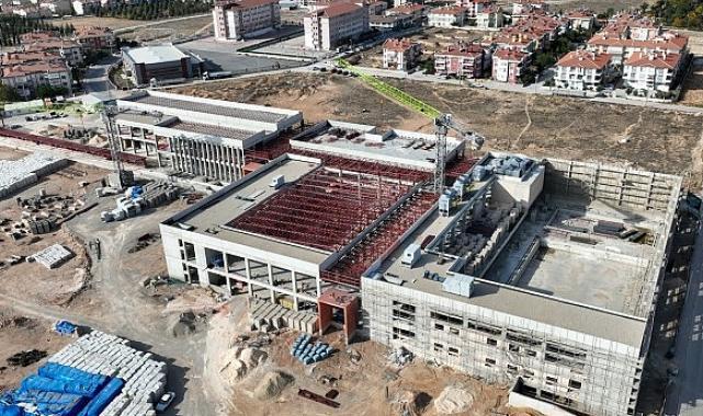 Başkan Pekyatırmacı, “Sporcu Seçme ve Yetiştirme Merkezi ile spor yatırımlarımızı taçlandırmaktan mutluluk duyuyoruz” dedi.