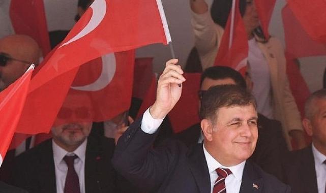 Başkan Tugay: Cumhuriyet inançla ve emekle yaşayacak