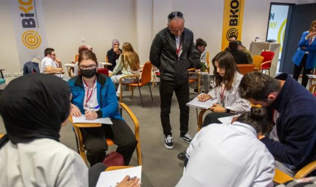 BİKO’dan özel gereksinimli öğrencilere dijital destek