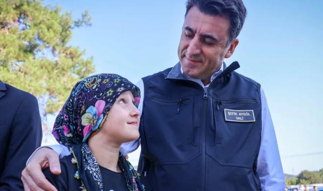 Bilecik’te çiftçiye marul fidesi dağıtıldı