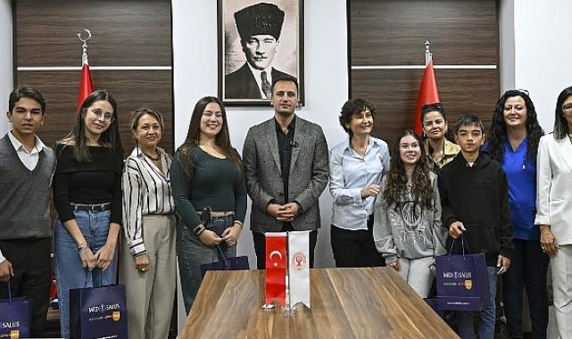 Bornova Belediyesi’nden diyabetli öğrencilere teknolojik destek