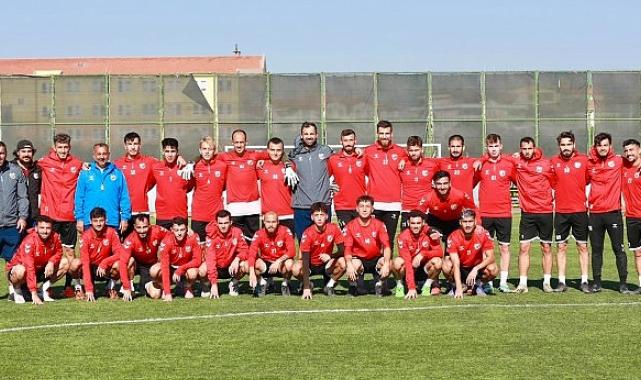Burhaniye Belediyespor, Balıkesir Derbisine Hazır