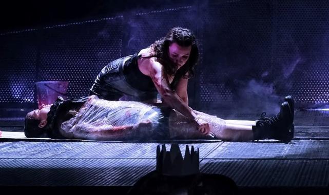 Bursa Devlet’ten Richard “Güller Savaşı” prömiyeri