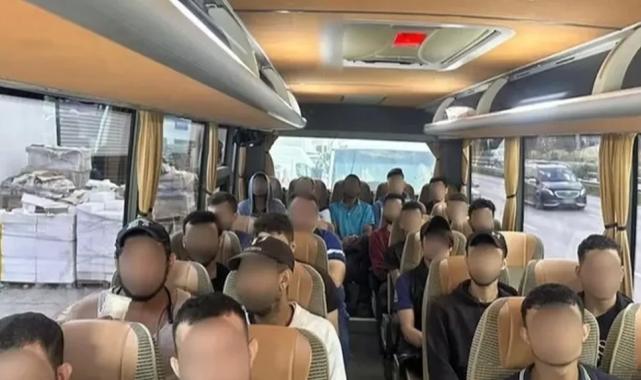 Bursa’da kereste atölyesinden 22 kaçak çıktı