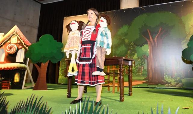 Bursa’da Osmangazi Çocuk Tiyatrosu perde açtı