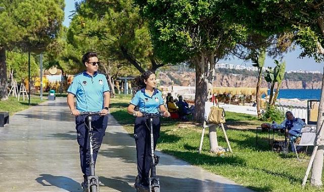 Büyükşehir Zabıtası Konyaaltı’nda 4 bin 360 olaya müdahale etti