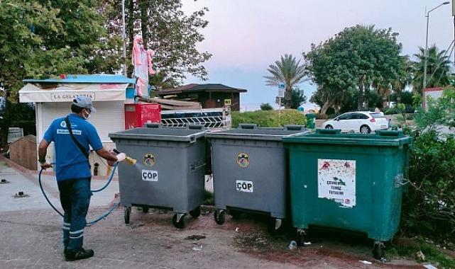 Büyükşehir’in sinek timleri Alanya sokaklarında