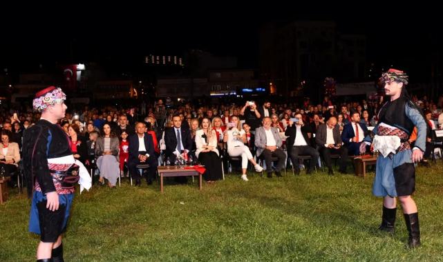 Çiğli’de cumhuriyetin 101. yılında gurur ve coşku