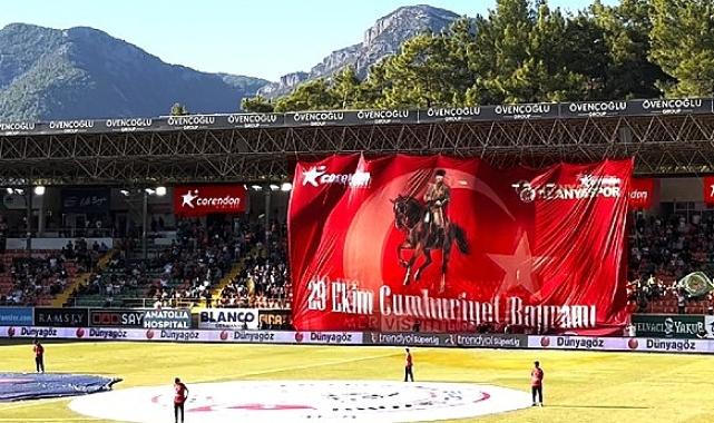 Corendon Airlines Corendon Alanyaspor – Onvo Antalyaspor maçını dijital dünyaya taşıdı