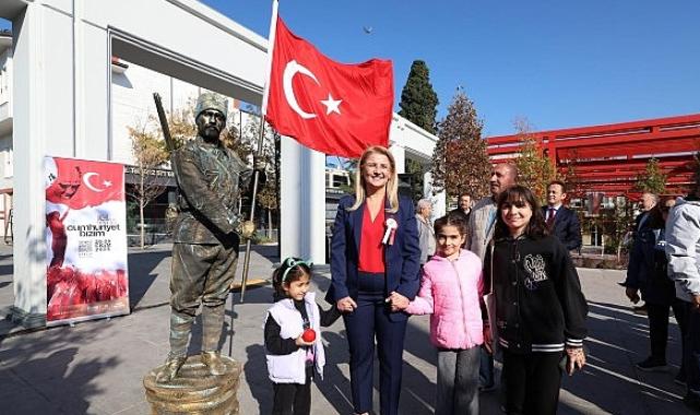 Cumhuriyet Bizim Şenlikleri Bakırköy’ün dört bir yanında devam ediyor.