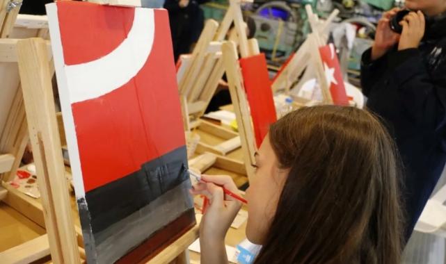 Cumhuriyeti Kocaeli’de tuvallere işlediler