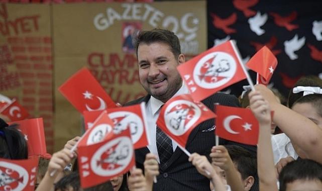 Cumhuriyet’in 101’inci yaşı törenle kutlandı.