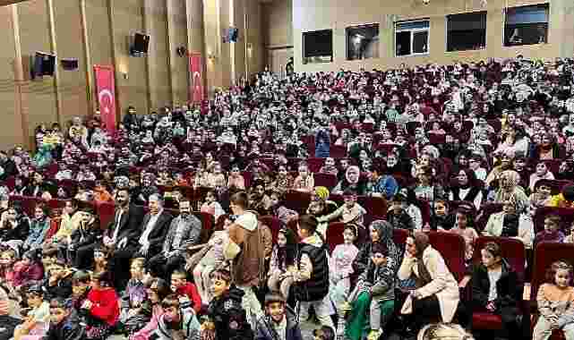 Dilovası’nda Çocuklar Salona Sığmadı