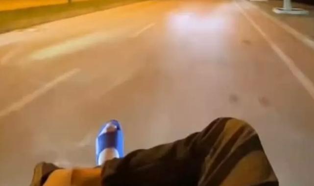 Düzce’de tehlikeli yolculuğa ceza! Mavi terlik fark ettirdi!