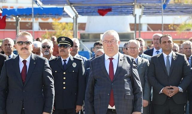 Edremit’te Cumhuriyet’in 101. yılı kutlamaları coşkuyla başladı