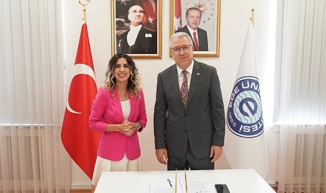 Egeli akademisyen İngiltere’de yapay zeka üzerine araştırma yapacak