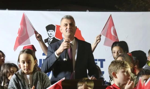 Gölcük halkı Cumhuriyet’in 101. yılını coşku ile kutladı