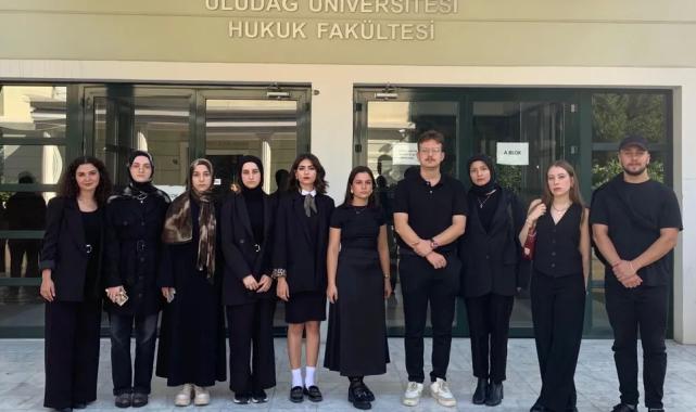 Hukuk fakültesi öğrencilerinden kadın cinayetlerine tepki
