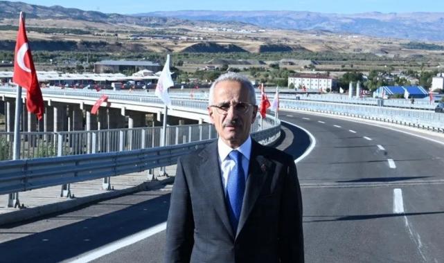 İki dev projeye imzalar atılıyor