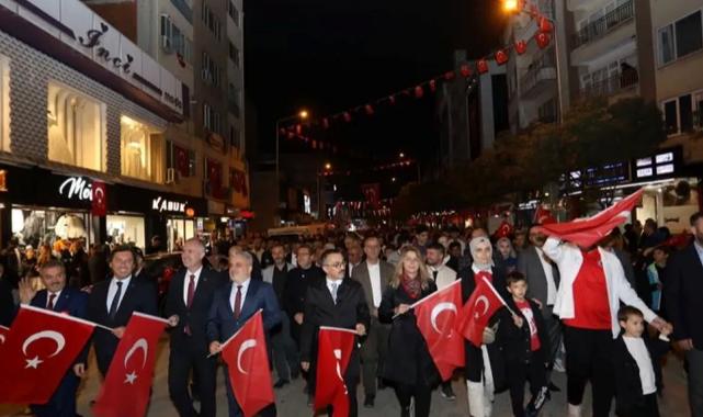 İnegöl’de Cumhuriyetin 101. yılı coşkusu