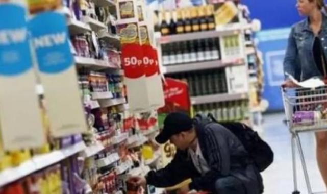 İngiltere’de perakende satışlar iki yılda en yüksek endekse ulaştı