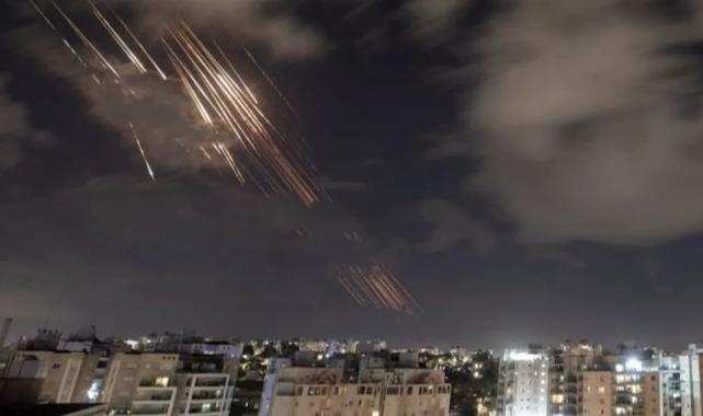 İran’dan İsrail’e füze! Saldırılar sonrası İsrail’den açıklama