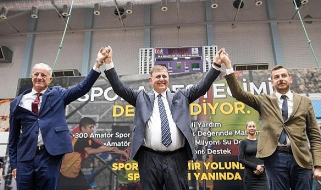 İzmir Büyükşehir’den amatör spor kulüplerine 22 milyon liralık can suyu