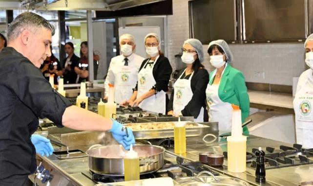 İzmir’de bayat ekmekler lezzete dönüştü