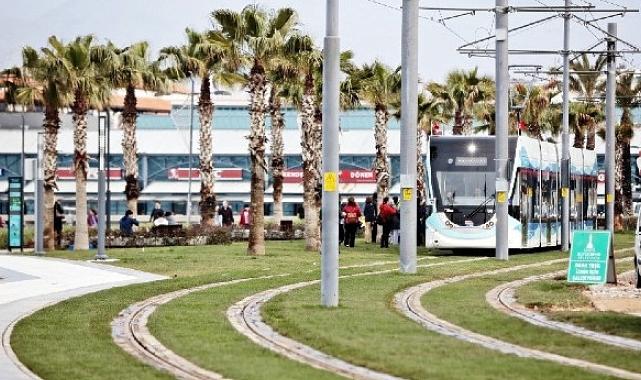 İzmir’e alınacak 22 tramvay aracı için ihale yapıldı