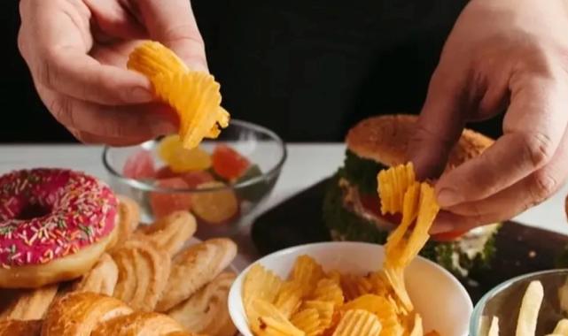 Kanseri tetikleyen gıdalara dikkat!