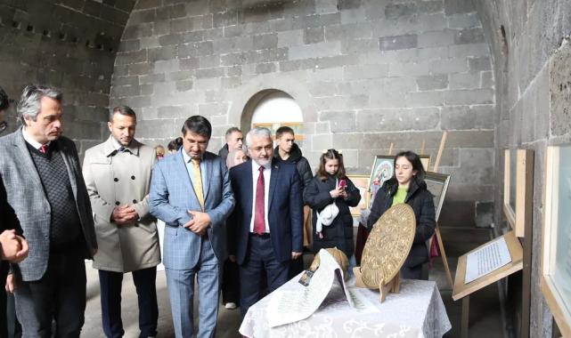 Kayseri Büyükşehir’den Selçuklu eserleri sergisi