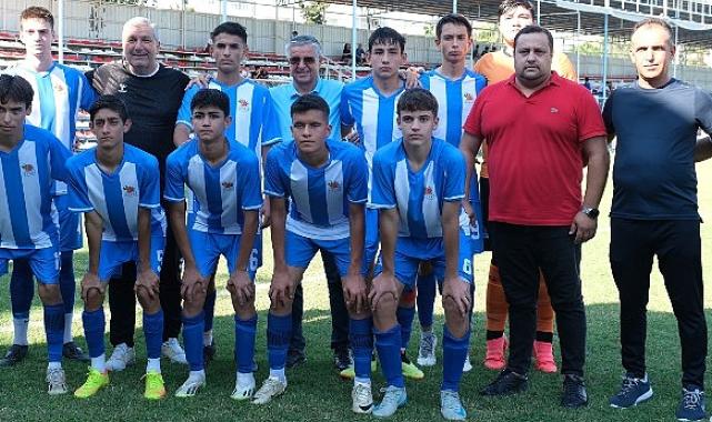 Kemer Belediye Merkez Spor evinde dolu dizgin