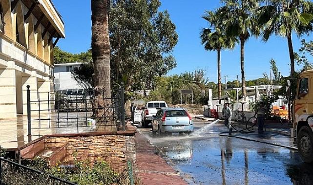 Kemer’de yeşil alanlarda bakım çalışması