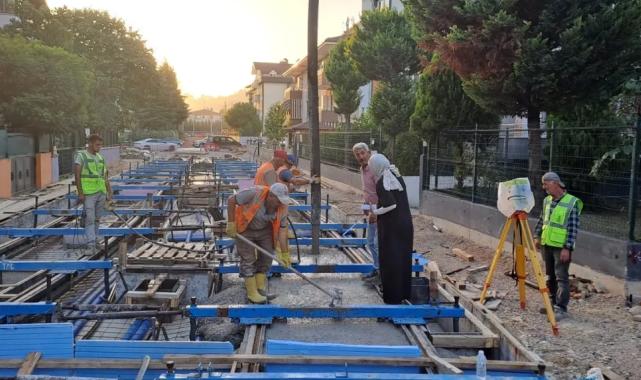 Kocaeli Alikahya Tramvayı’nda ray betonları dökülüyor