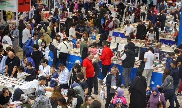 Kocaeli Kitap Fuarı kapılarını kapatıyor