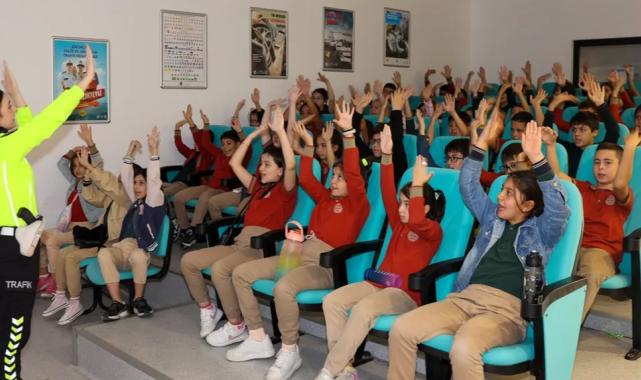 Konya Selçuklu’da trafikte bilinçli nesiller yetiştiriliyor