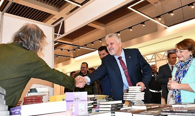 Lüleburgaz’da 2. Kitap ve Edebiyat Fuarı başladı