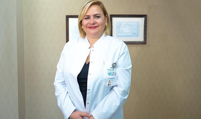 Meme kanseri farkındalık ayında uzmanından uyarılar