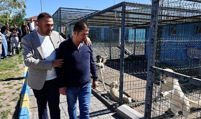 Nevşehir Belediyesi Özel İnsanlar Eğitim Merkezi öğrencileri, 4 Ekim Dünya Hayvanları Koruma Günü dolayısıyla Nevşehir Hayvan Kasabası’nı ziyaret etti.