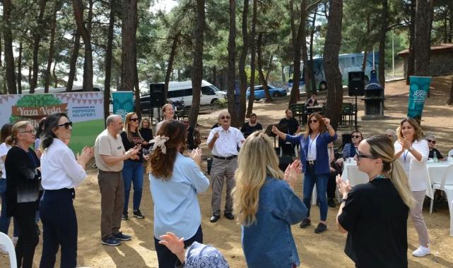 Nilüfer’de huzurevi sakinleri yaza piknikle veda etti