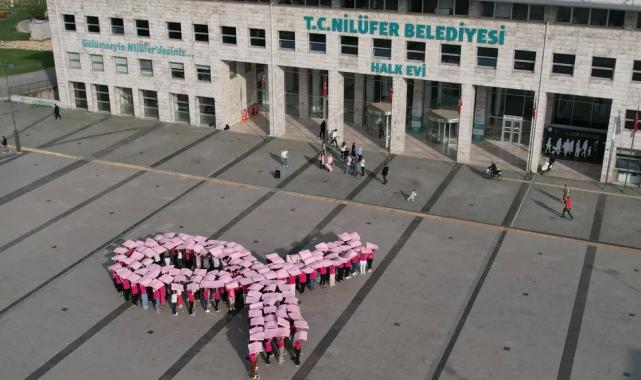 Nilüfer’de Meme kanserine karşı farkındalık oluşturuldu