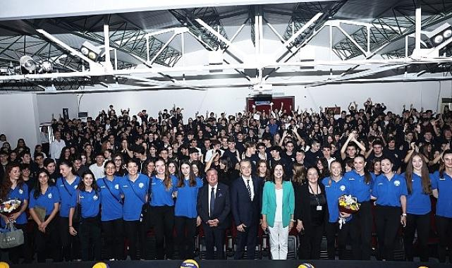 Nilüfer’in sultanlarından öğrencilere altın tavsiyeler 