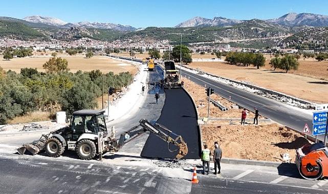 Otogar Yolunda 3. Kat Sıcak Asfalt Çalışması Başladı