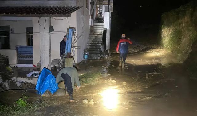 Rize’de heyelan riskinden dolayı 16 konuta tedbiren tahliye