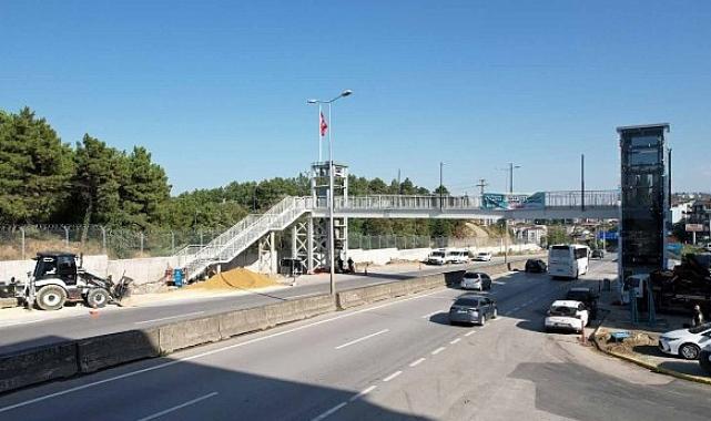 Sezai Karakoç üstgeçidinin asansör kuleleri tamam