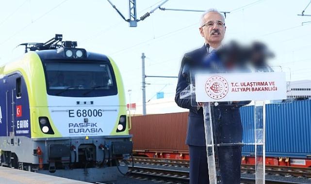 T.C. Ulaştırma ve Altyapı Bakanı Abdulkadir Uraloğlu: Pasifik Eurasia DTİ, bir yılda 600 milyon euro değerinde 750 bin ton ihracat yükü taşımayı planlıyor.