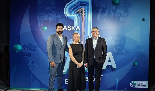 Türkiye’nin ilk dijital bankası Hayat Finans, 1 yaşında!