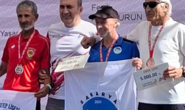 Uluslararası maratonda birincilik kürsüsü Ali Turan’ın
