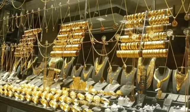 Yatırımcılar dikkat! Altın sene sonu 3500 TL’Yİ görebilir!