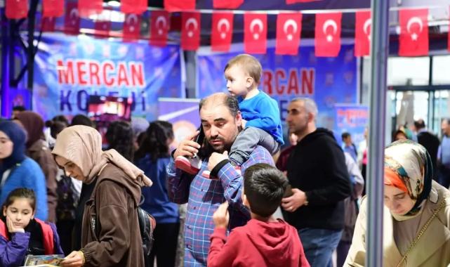 Yazarlar ve okurlar Malatya’da buluştu